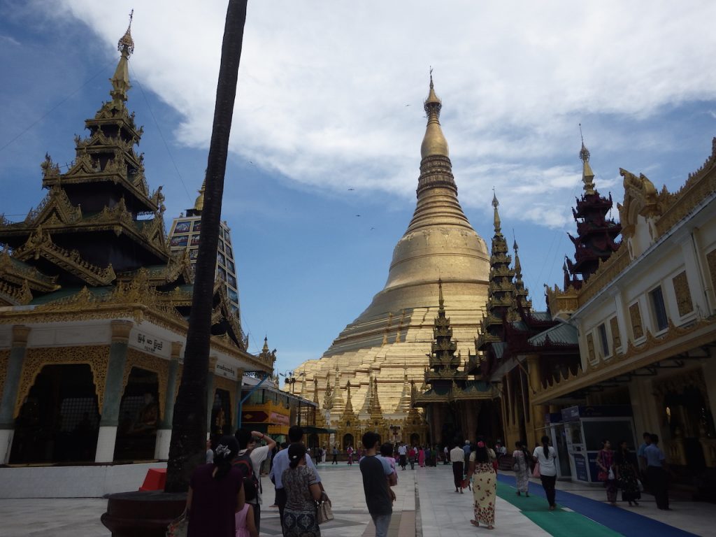 シュエダゴンパゴダ Shwedagon Pagoda観光 東南アジア旅行雑記