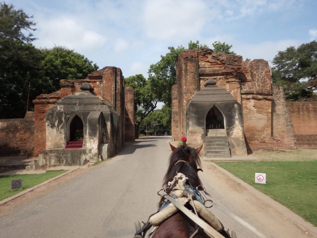 Tharabar gate タラバー門